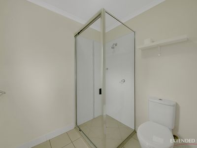 27 / 1 Collins Lane, Kin Kora