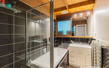 32 Burton Road, Beaconsfield Upper