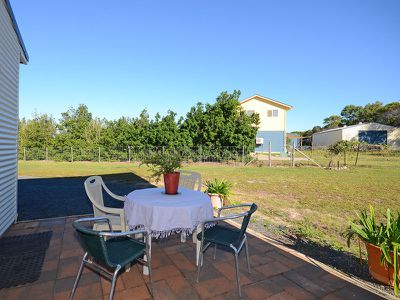42 BOWARRADY COURT, River Heads