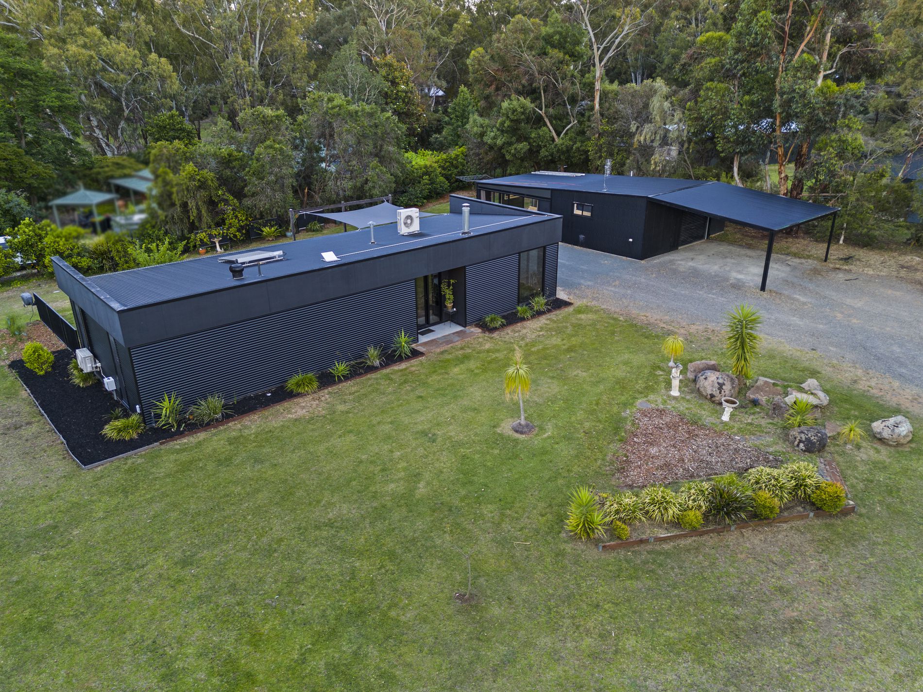 4 Pinewood Lane , Tocumwal