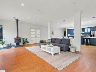 11 Warrior Boulevard, Pinjarra