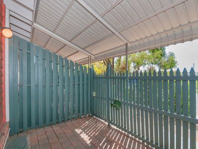 5 / 61 South Station Road, Booval