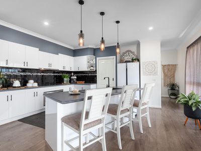 30 McNutts Lane, Heathcote