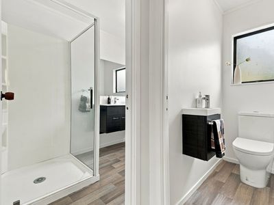 1/96 Alton Avenue, Hillcrest