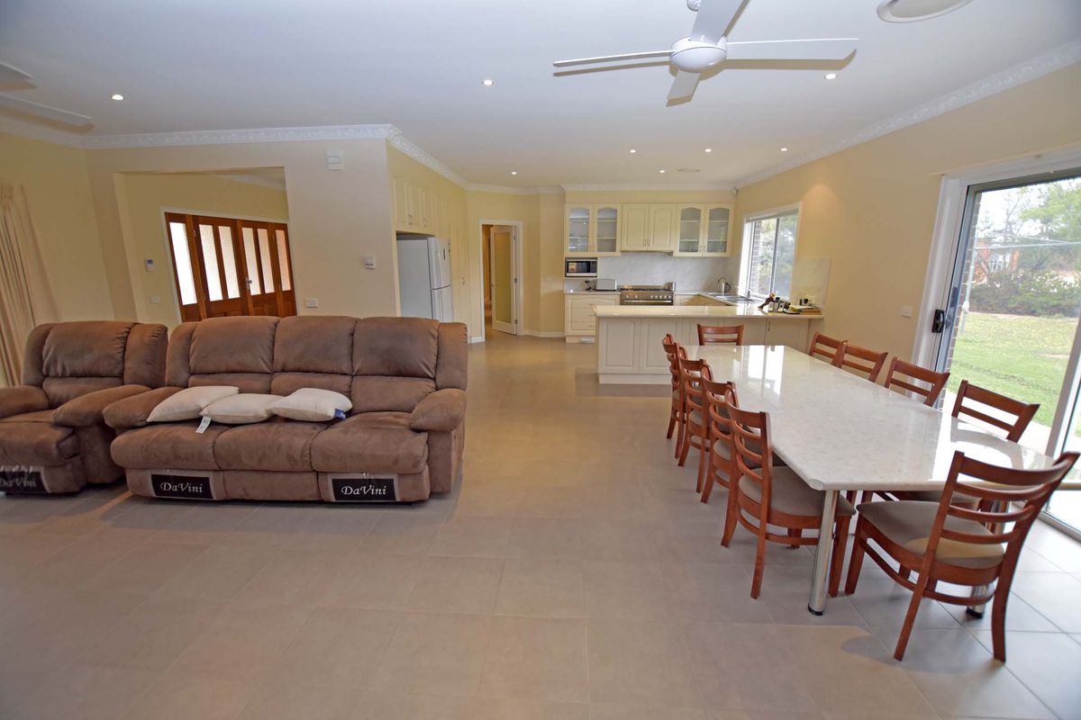 2 Jenmar Drive, Kyabram