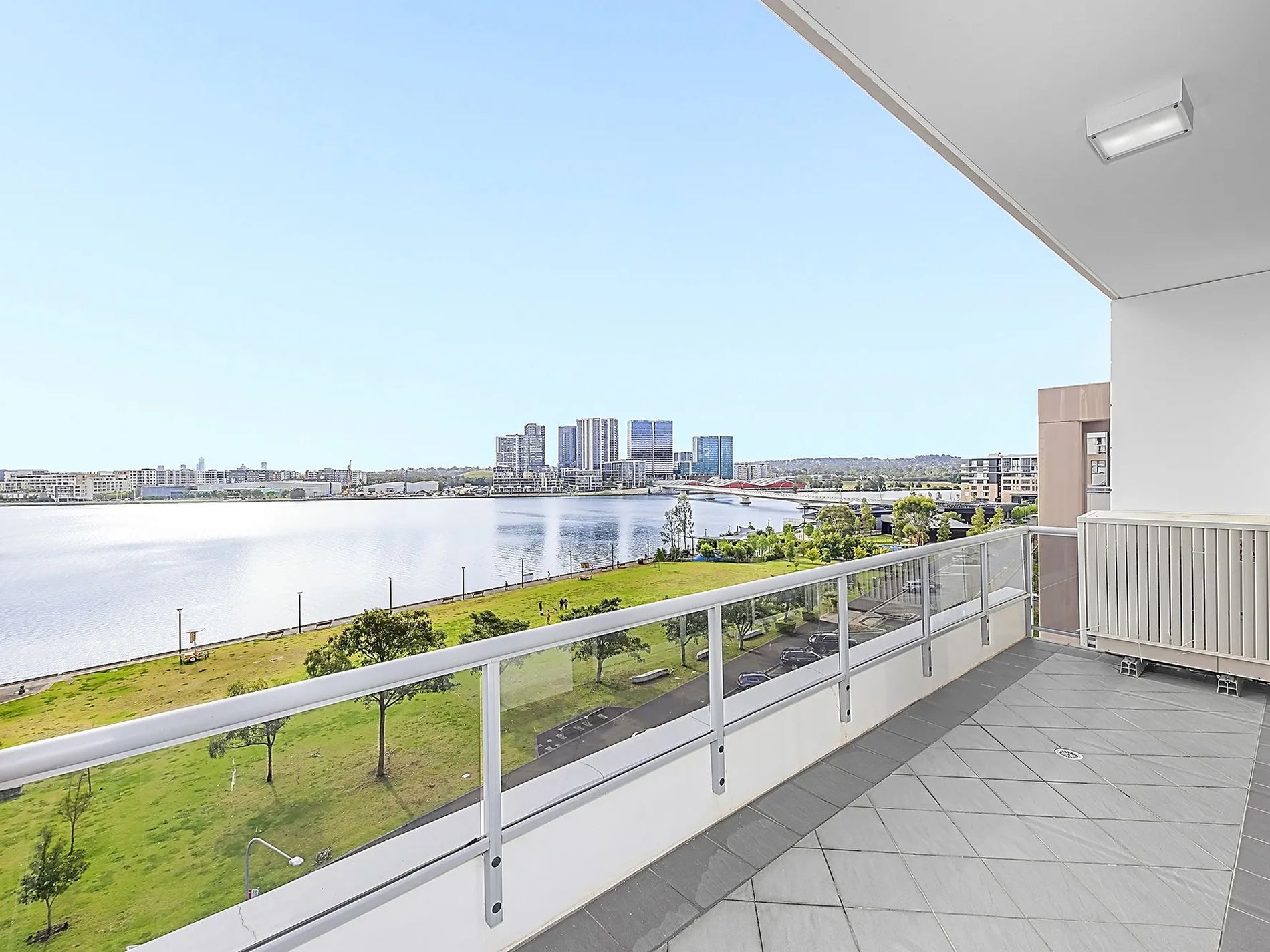 761 / 8A Mary Street, Rhodes