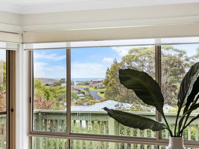 33 Warbler Crescent, North Narooma