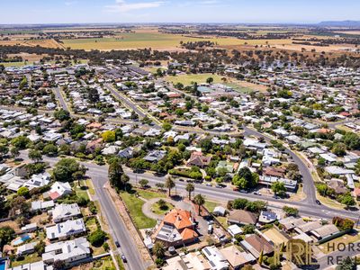 37-39 Dooen Roadc, Horsham