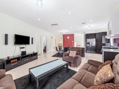 3 / 11 Wills Court, Cranbourne North