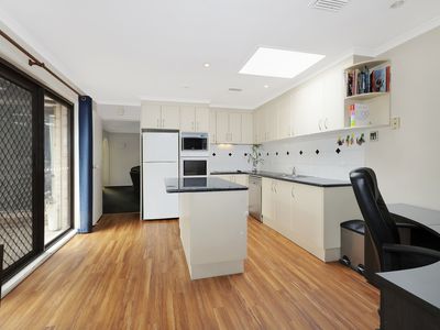 13 Cottrell Place, Richardson