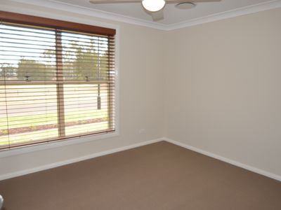 24 Timgarlen Avenue, Dubbo