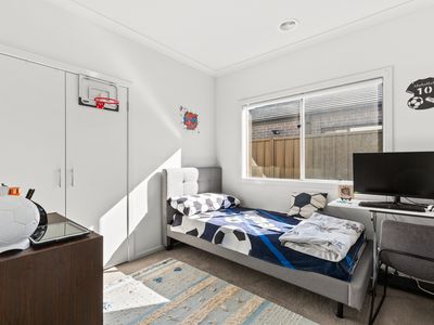 177 Fairways Boulevard, Craigieburn