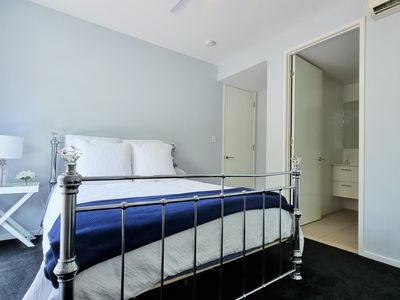 2 / 104-106 Central Lane, Gladstone Central