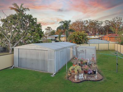 33 Jarrah Crescent, Logan Central