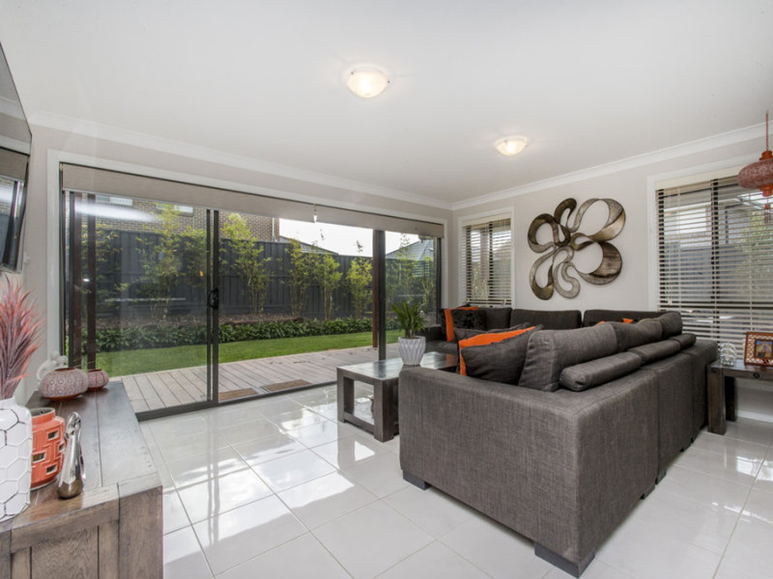 57 Darug Avenue, GLENMORE PARK