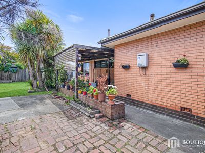 8 Mollison Street, Dandenong North