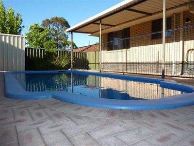 15 Ratcliffe Street, Booragoon