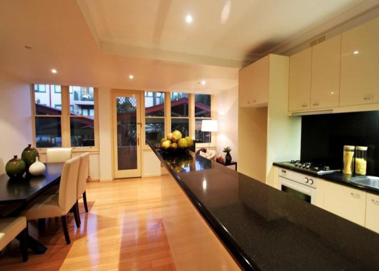 42 / 17 Yarra Street, Hawthorn