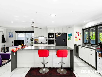 12 Michelle Drive, Point Vernon