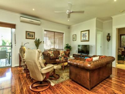 8 Ready Street, Rutherglen