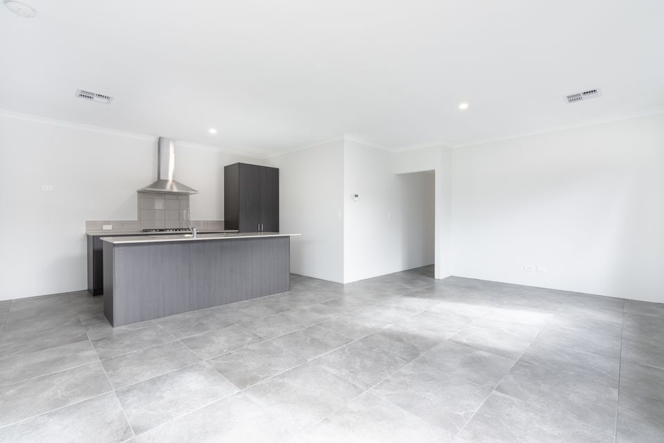 16 Tablelands Dr, Baldivis