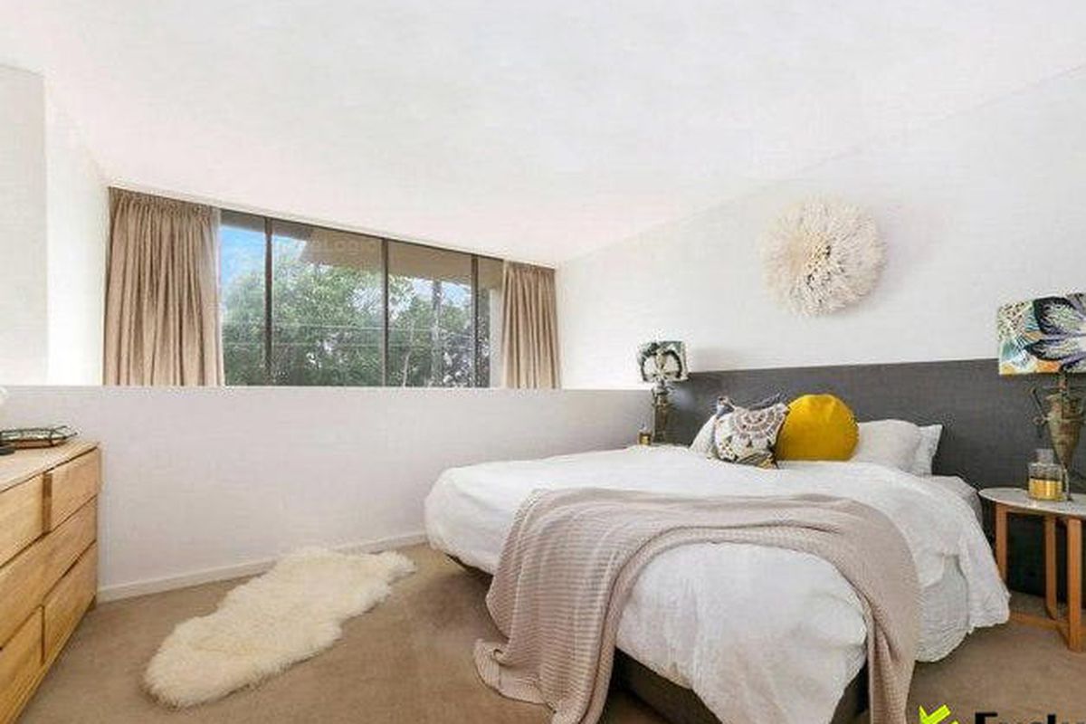 12 / 30-34 Hilly Street, Mortlake