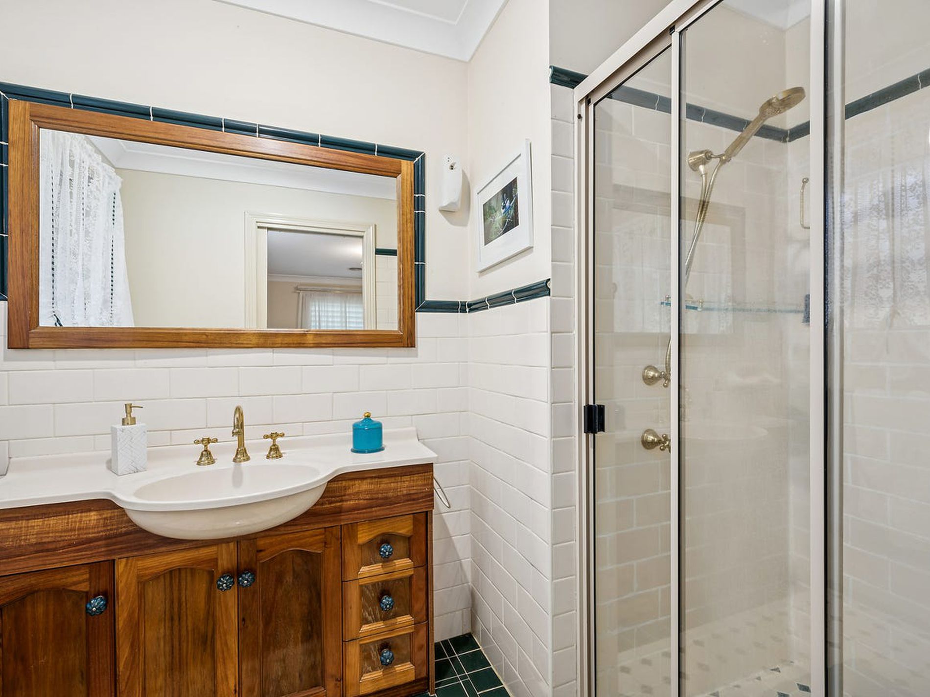 2A Anderson Avenue, Bullaburra