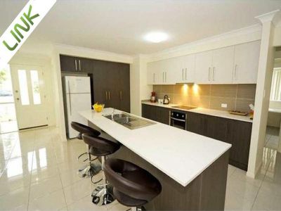 16 Carnarvon Cr, Waterford
