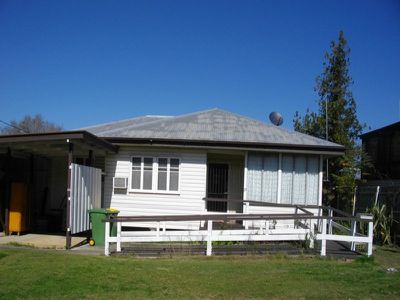 27 Lawrence Street, North Ipswich