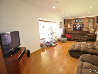 16 Mackay Drive, Dubbo