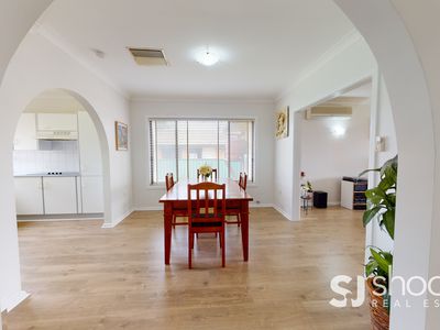 27 Oxley Circle, Dubbo