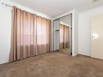 14 Callistemon Gardens , Baldivis