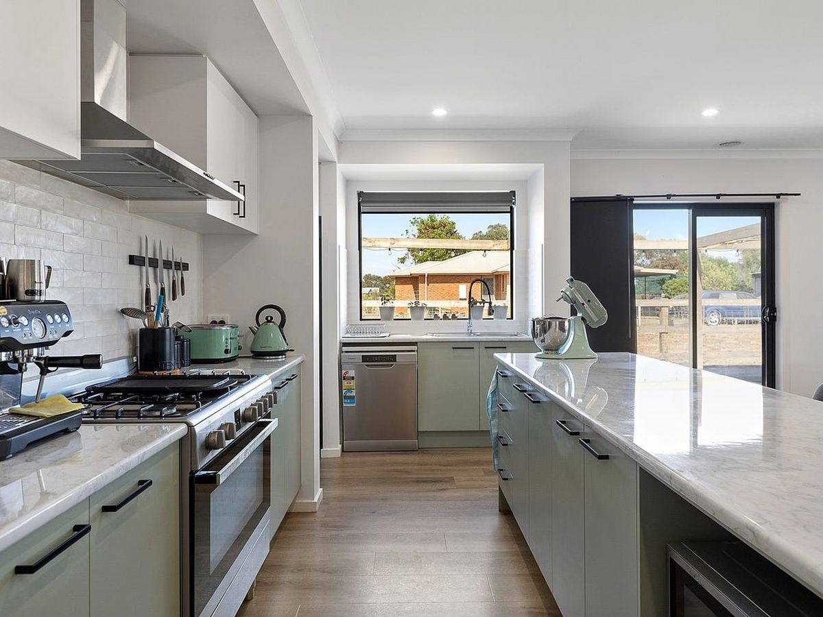 103 Winton Road, Winton