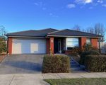 5 Manifold Rd, Woodend