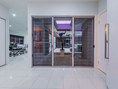 28 Esk Cres, Wakerley