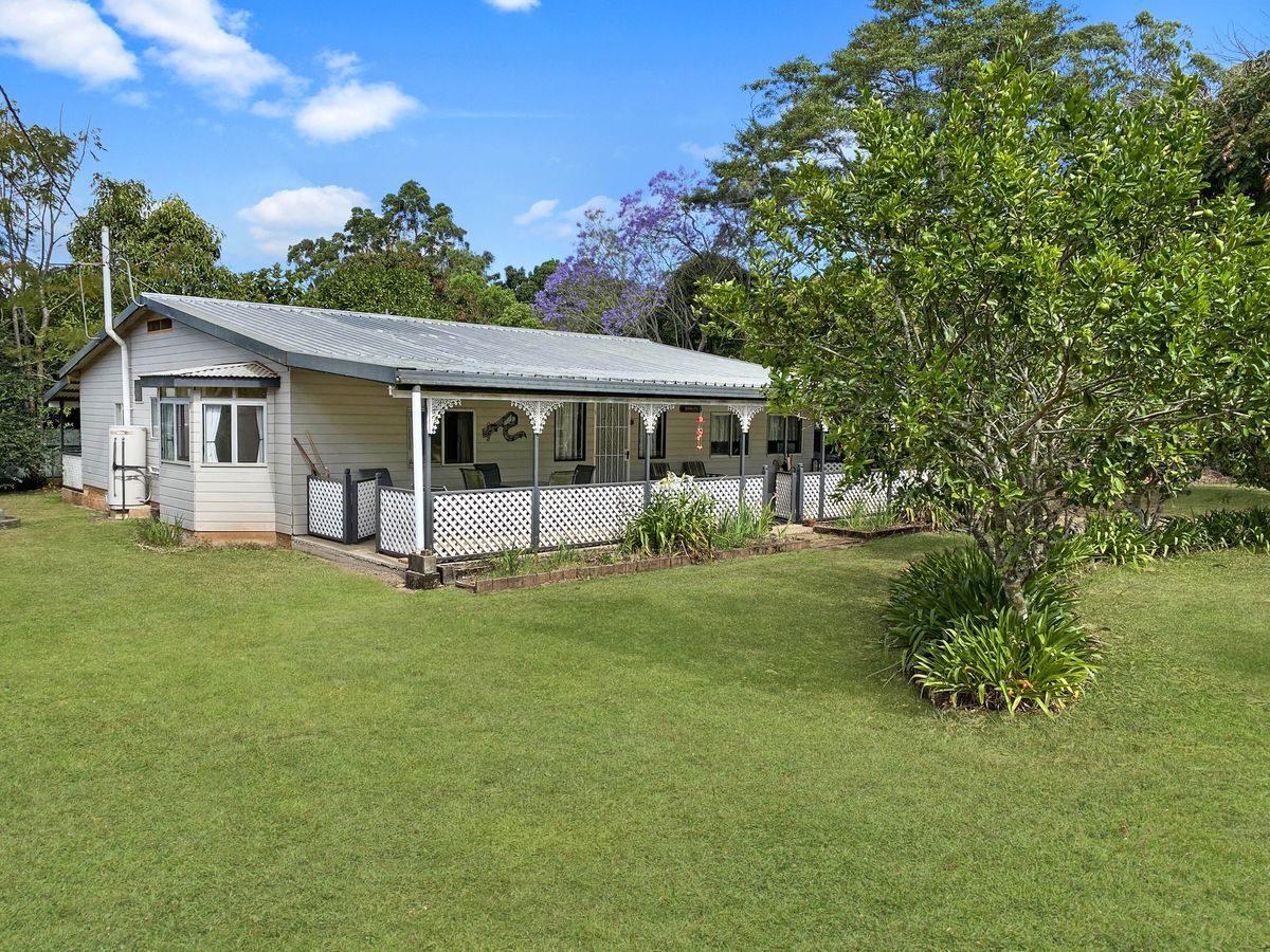 13 Panoramic Drive, Atherton