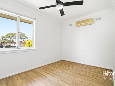 11 Bunsen Avenue, Emerton