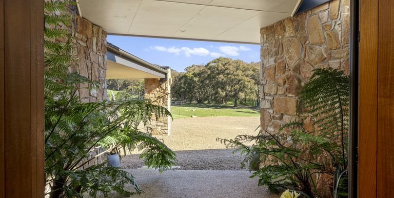 665 Fernhills Road, Marraweeney