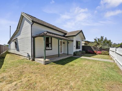 16 Victoria Street, Seymour