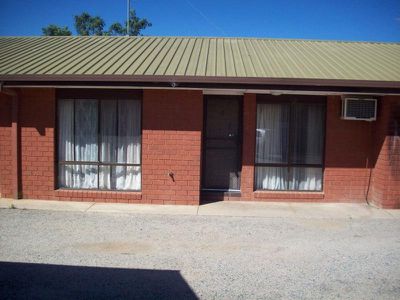 Unit 2 / 115 Fowler Street, Deniliquin