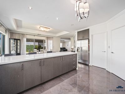 11 Bayview Terrace, Yangebup