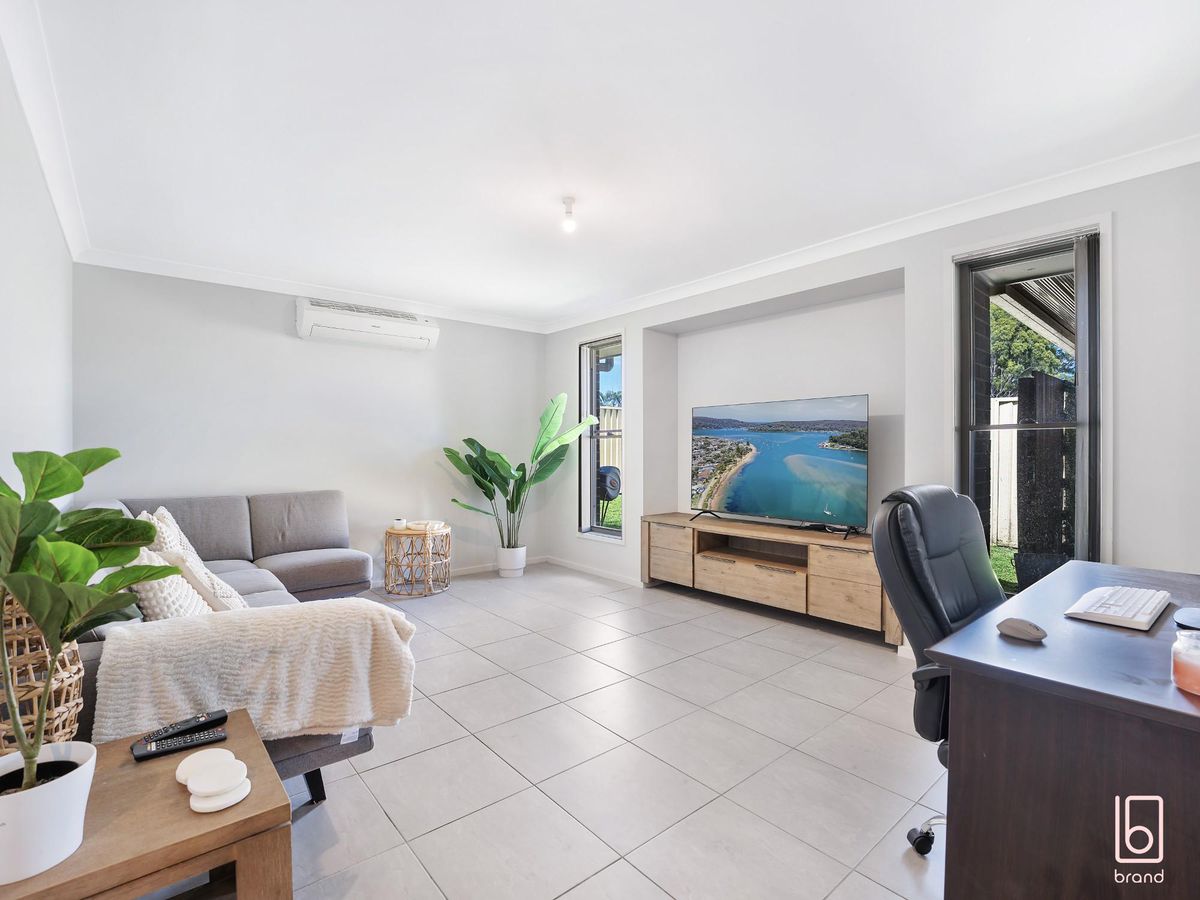 33 Cadonia Road, Tuggerawong