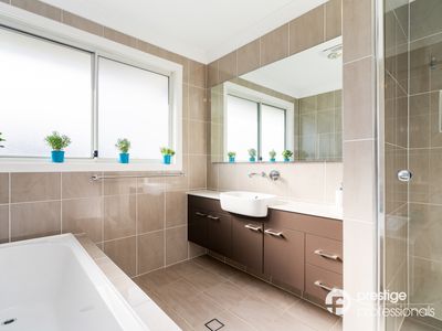 35 Conlon Avenue, Moorebank