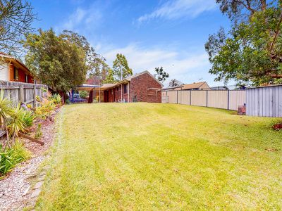 9 Knightsbridge Crescent, Rochedale South