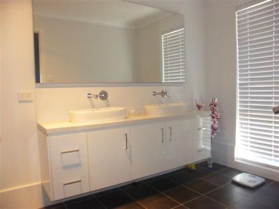 120A Calarie Rd, Forbes