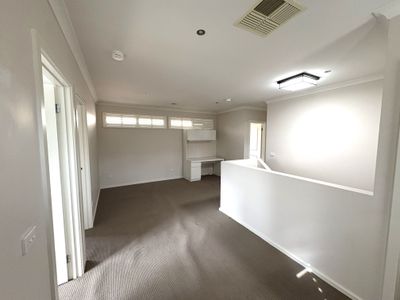 1 Hamlet Street, Greensborough