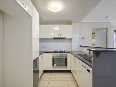 15 / 4-8 Omeo Street, Macgregor