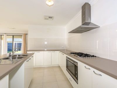 14 Callistemon Gardens , Baldivis