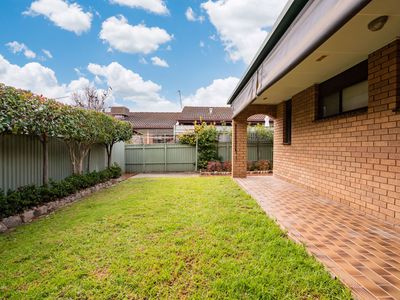 1 / 32 HUON CREEK ROAD, Wodonga