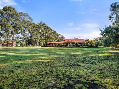 64 Egerton Drive, Serpentine